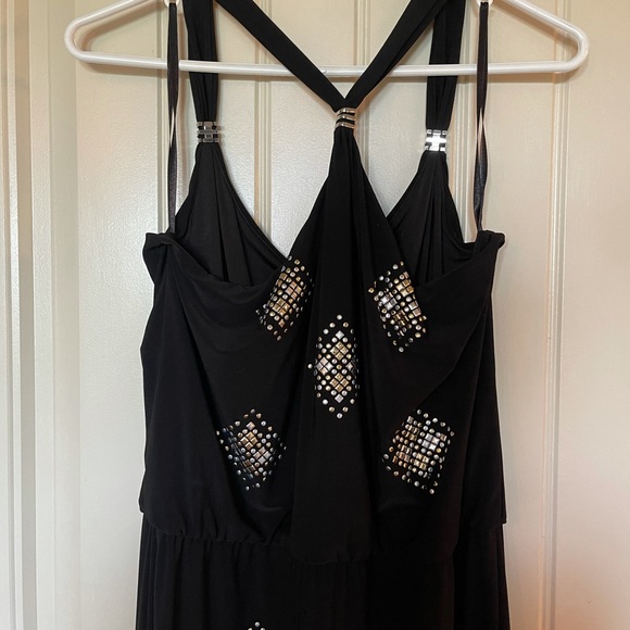 Long Razorback style dress - Picture 5 of 5